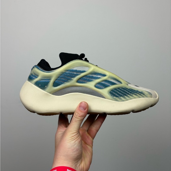 adidas Other - Adidas yeezy 700 v3‎ kyanite